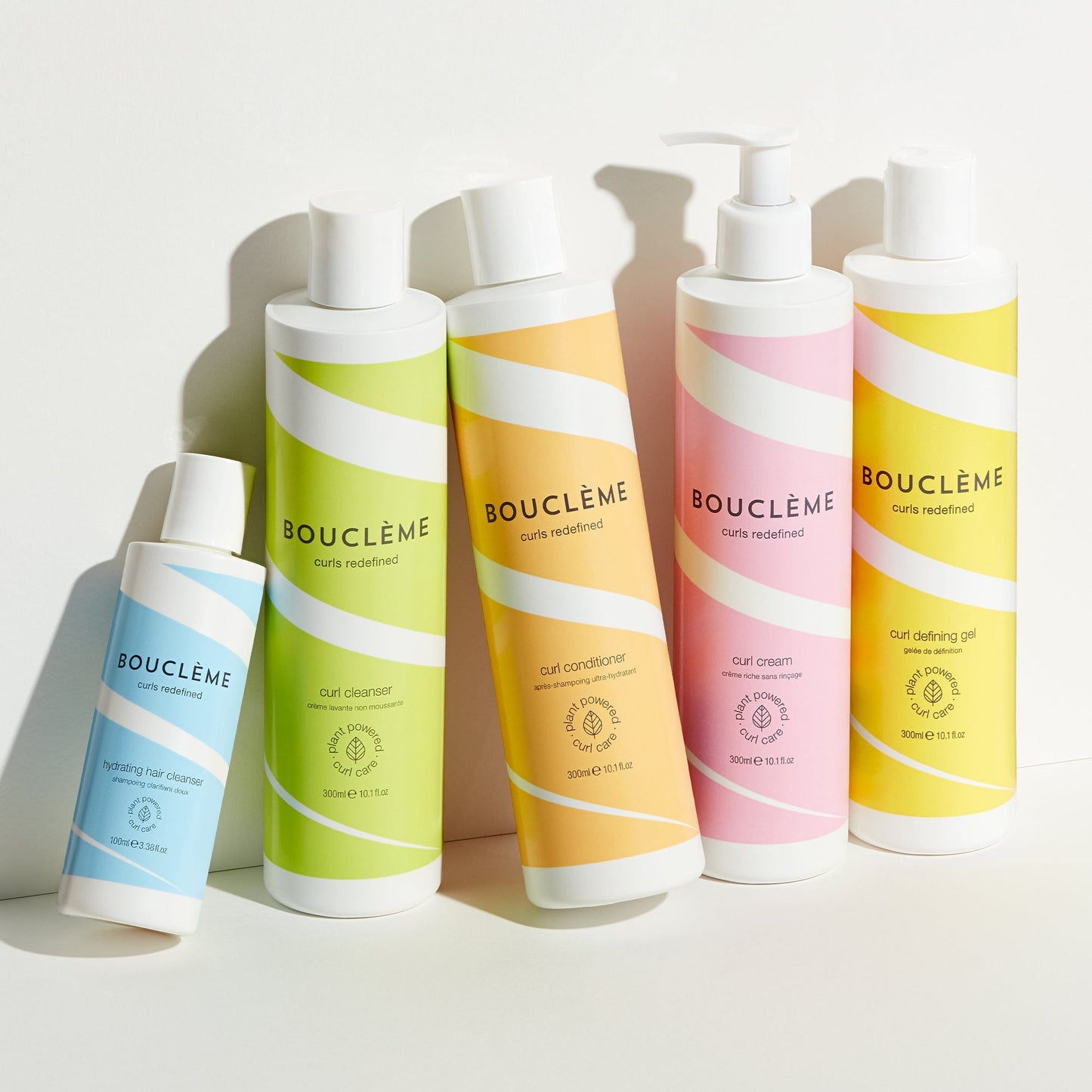 Nourissez vos boucles grâce à cette routine de 30 jours pour cheveux bouclés, riche en nutriments.