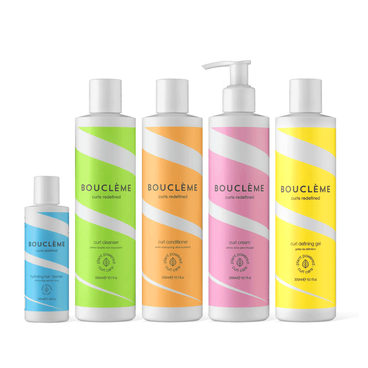 Nourrissez vos boucles avec cette collection nourrissante et riche en nutriments, contenant tout ce dont vous avez besoin pour créer des boucles généreuses et bien définies.