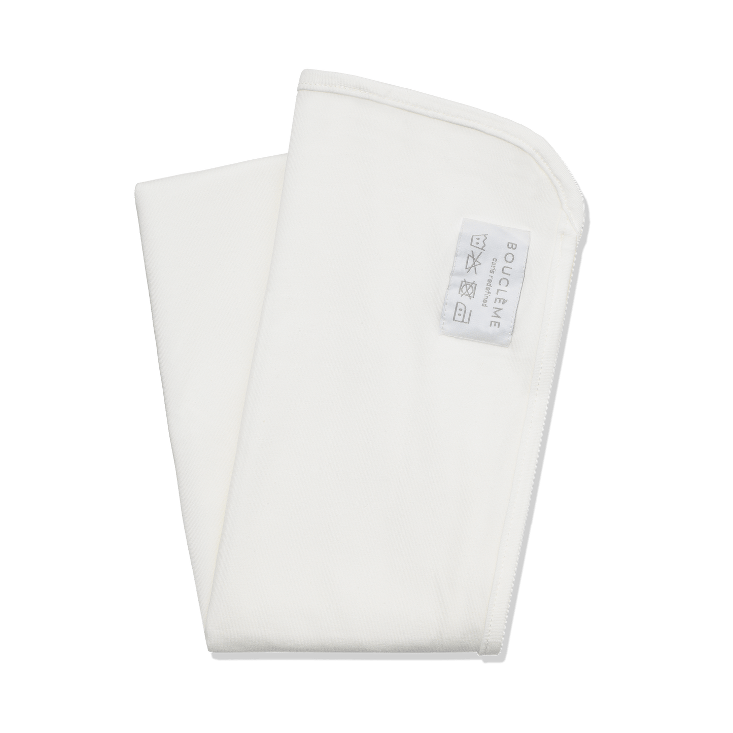 Fabriquée en coton biologique, en bambou et en élasthène, notre serviette  pour cheveux bouclés super douce favorise la formation des boucles.