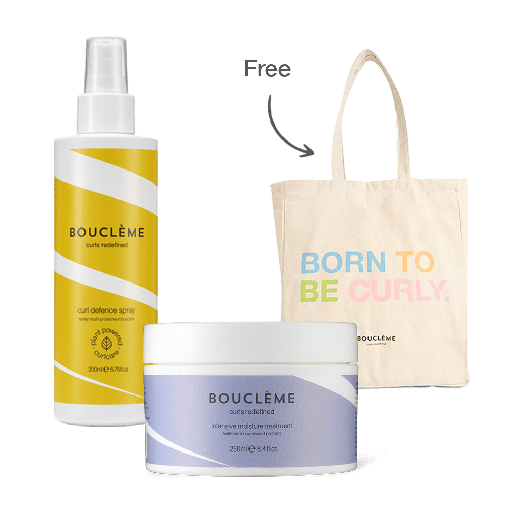 Kit de survie boucles d'été Bouclème comprenant le Spray Défense Boucles, le Traitement Hydratant Intensif et un sac fourre-tout crème avec le logo Bouclème.