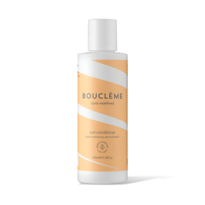 Créé pour nourir vos boucles, cheveux frisés et cheveux ondulés, sa formule hydratante et légère adoucit les mèches, améliore la définition et augmente la brillance.